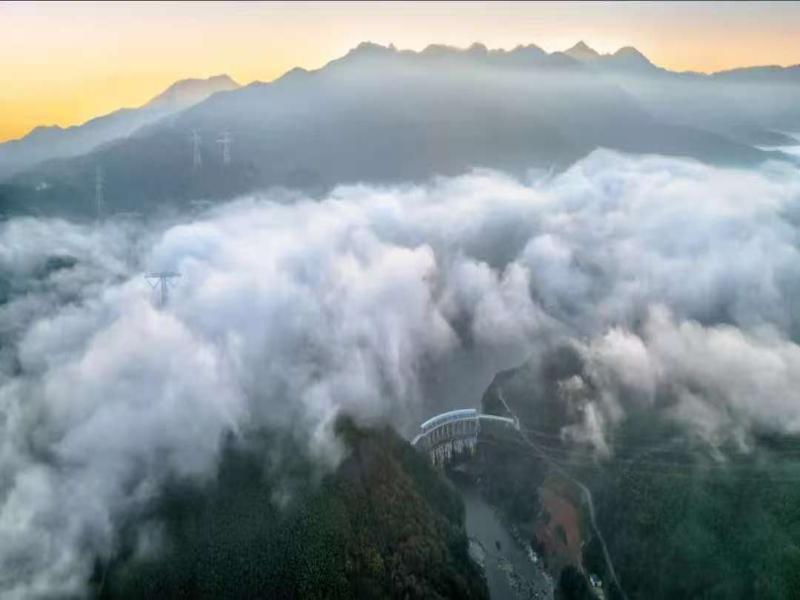 水庫(kù)風(fēng)云